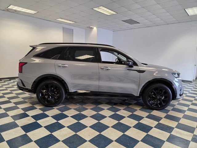 Used 2023 Kia Sorento SX AWD/4WD image 8