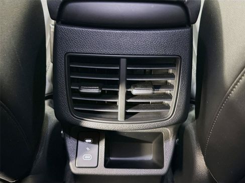 Used 2024 Kia Seltos SX AWD/4WD image 29