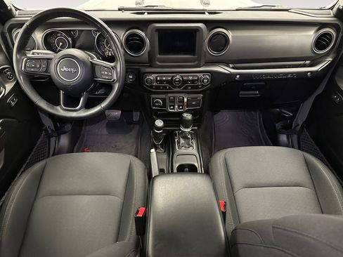 Used 2022 Jeep Wrangler Sport S image 9