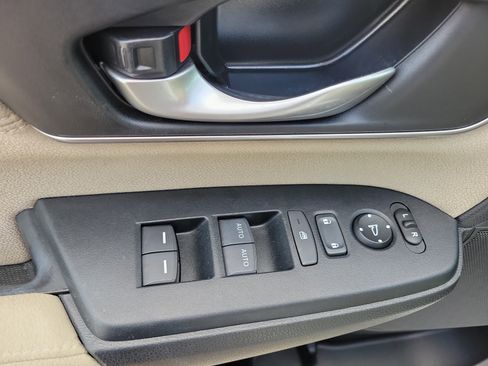 Used 2019 Honda CR-V EX image 21