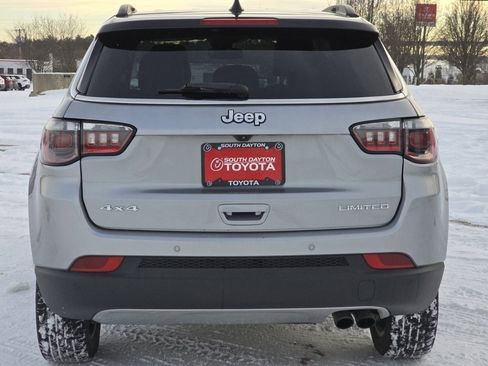Used 2022 Jeep Compass Limited image 22