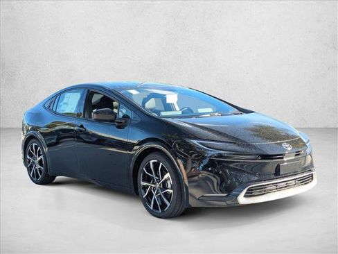 New 2026 Toyota Prius Plug-In Hybrid image 6