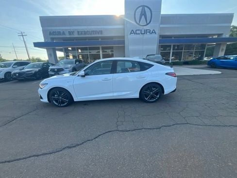 Used 2025 Acura Integra A-Spec FWD image 3