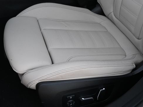 New 2026 BMW 330i Sedan w/ M Sport Package image 20