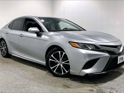 Used 2019 Toyota Camry SE w/ Convenience Package