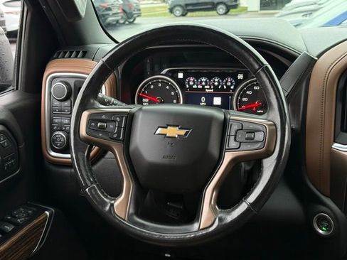 Used 2019 Chevrolet Silverado 1500 High Country w/ Technology Package image 11