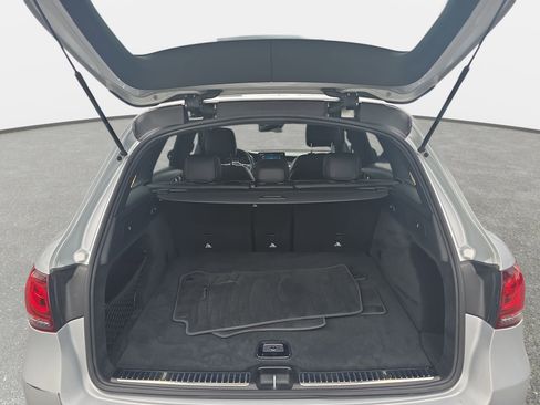 Used 2020 Mercedes-Benz GLC 300 4MATIC image 12