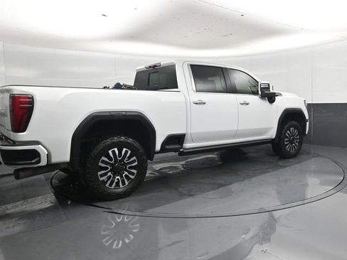 Used 2024 GMC Sierra 2500 Denali w/ Denali Reserve Package AWD/4WD image 33