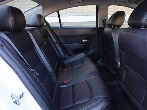 Used 2015 Chevrolet Cruze LT FWD image 23