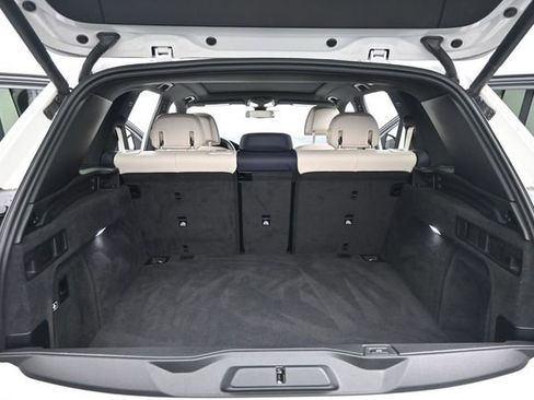 Used 2021 BMW X5 xDrive40i w/ M Sport Package AWD/4WD image 19