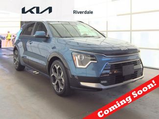 Used 2024 Kia Niro EX Touring FWD video 1