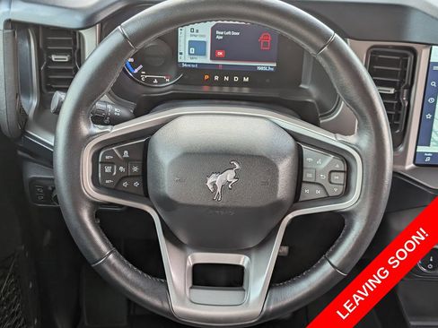 Used 2022 Ford Bronco Outer Banks w/ Sasquatch Package AWD/4WD image 11