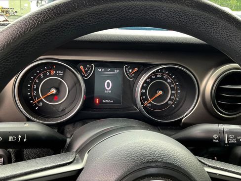 Used 2018 Jeep Wrangler Unlimited Sport AWD/4WD image 13