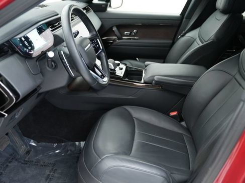 Used 2023 Land Rover Range Rover Sport SE AWD/4WD image 6