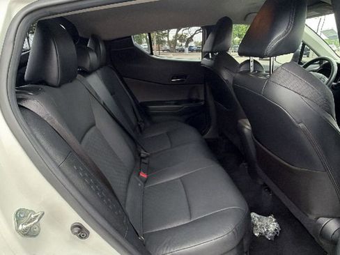 Certified 2021 Toyota C-HR Limited image 38