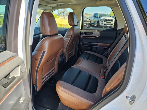 Used 2025 Ford Bronco Sport Outer Banks w/ Outer Banks Tech Package+ AWD/4WD image 17