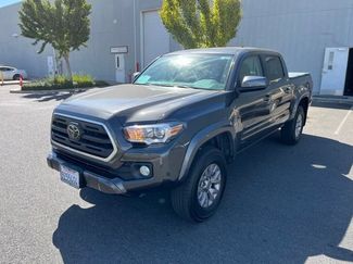 Used 2018 Toyota Tacoma SR5 RWD video 1