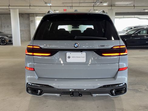 New 2026 BMW X7 xDrive40i w/ Executive Package image 6