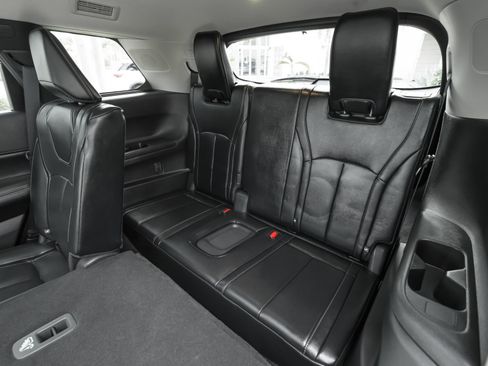Used 2024 INFINITI QX60 Luxe image 42