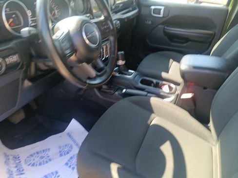 Used 2021 Jeep Wrangler Unlimited Sport AWD/4WD image 11