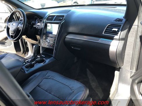 Used 2016 Ford Explorer Sport w/ Equipment Group 401A AWD/4WD image 21