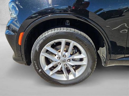 Used 2024 Dodge Durango GT image 23