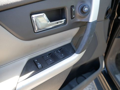Used 2013 Ford Edge Limited FWD image 14
