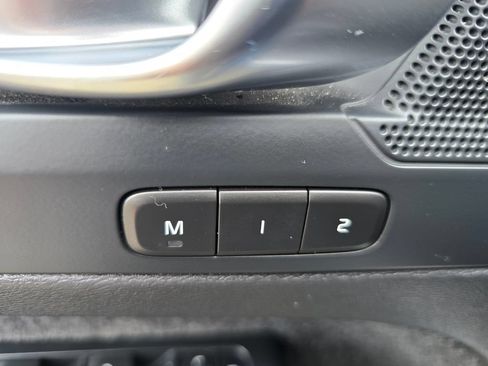 Used 2023 Volvo C40 P8 Recharge Plus AWD/4WD image 21