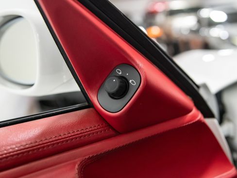 Used 2008 Porsche 911 Carrera 4S image 39