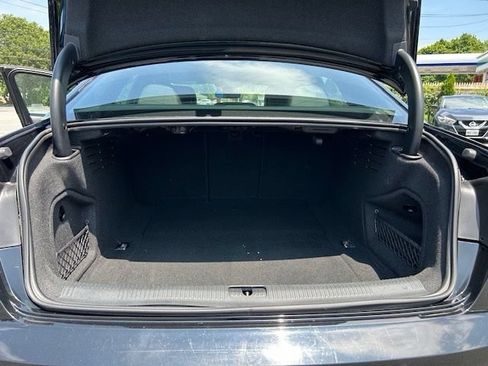 Used 2019 Audi A4 2.0T Premium w/ Convenience Package AWD/4WD image 10