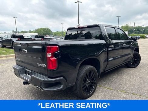 Used 2022 Chevrolet Silverado 1500 High Country w/ Technology Package AWD/4WD image 4