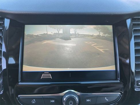 Used 2022 Chevrolet Trax LT w/ Sport Edition image 29