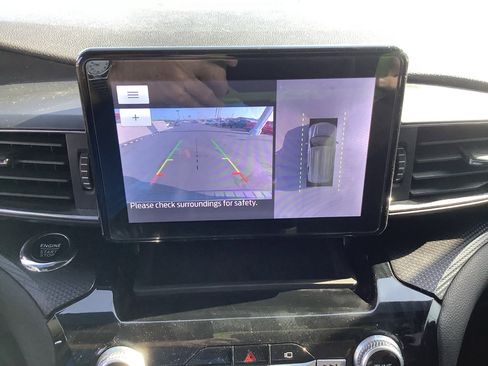 Used 2023 Ford Explorer ST-Line image 18