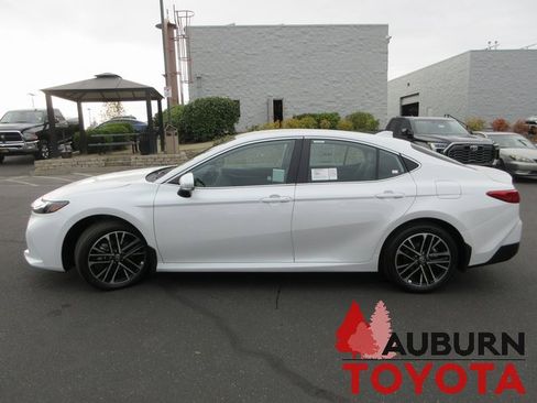 New 2026 Toyota Camry XLE image 4