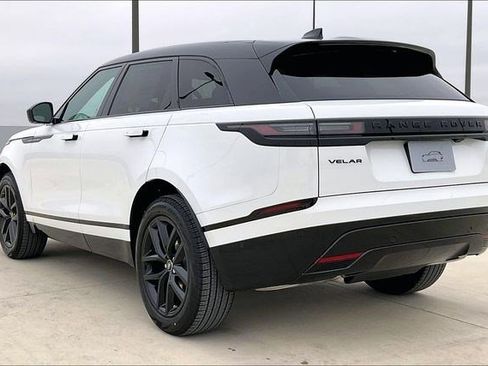 New 2026 Land Rover Range Rover Velar Dynamic SE image 3