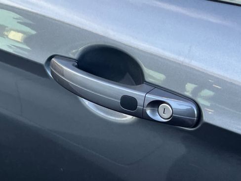 Used 2014 Ford Escape Titanium image 4