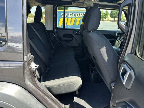 Used 2021 Jeep Wrangler Unlimited Sport AWD/4WD image 16