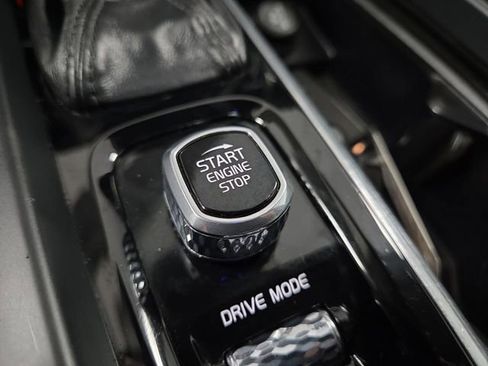 Used 2018 Volvo XC60 T5 Inscription w/ Luxury Seat Package image 30