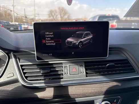 Used 2020 Audi Q5 2.0T Premium Plus w/ Premium Plus Package image 38