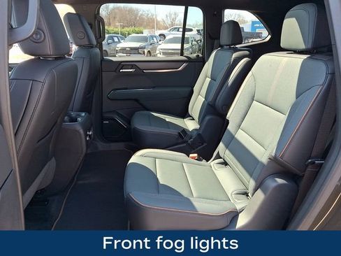 Used 2025 GMC Acadia AT4 image 17