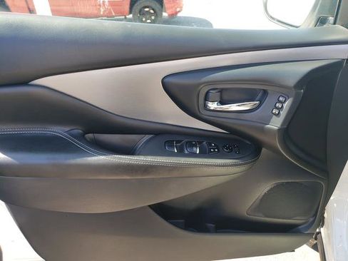 Used 2019 Nissan Murano SL w/ SL Technology Package AWD/4WD image 11