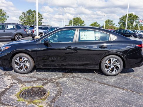 Used 2025 Subaru Legacy Premium image 12