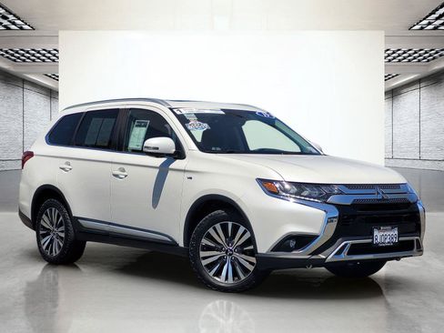 Used 2019 Mitsubishi Outlander GT AWD/4WD image 2