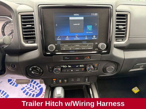 Used 2024 Nissan Frontier SV w/ SV Convenience Package image 41