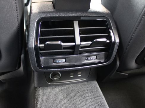 Certified 2025 Audi Q3 2.0T Premium Plus w/ Premium Plus Package AWD/4WD image 26