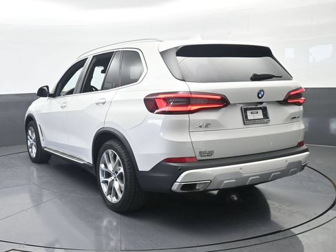 Used 2023 BMW X5 xDrive40i w/ Premium Package AWD/4WD image 4