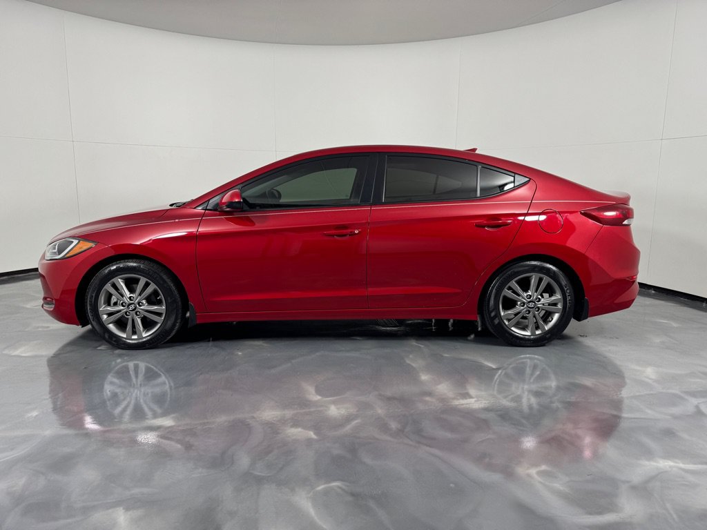 Used 2017 Hyundai Elantra Value Edition w/ Cargo Package FWD image 8