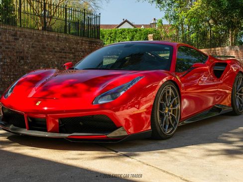 Used 2017 Ferrari 488 GTB image 14