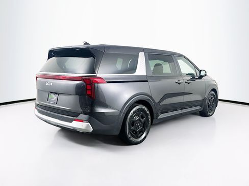 Used 2026 Kia Carnival FWD image 9