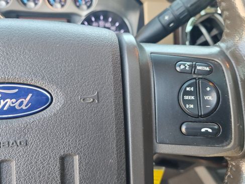 Used 2013 Ford F250 Lariat w/ Lariat Ultimate Pkg AWD/4WD image 19